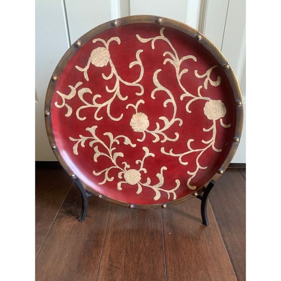 Large red and cream floral decorative plate - Picture 1 of 2